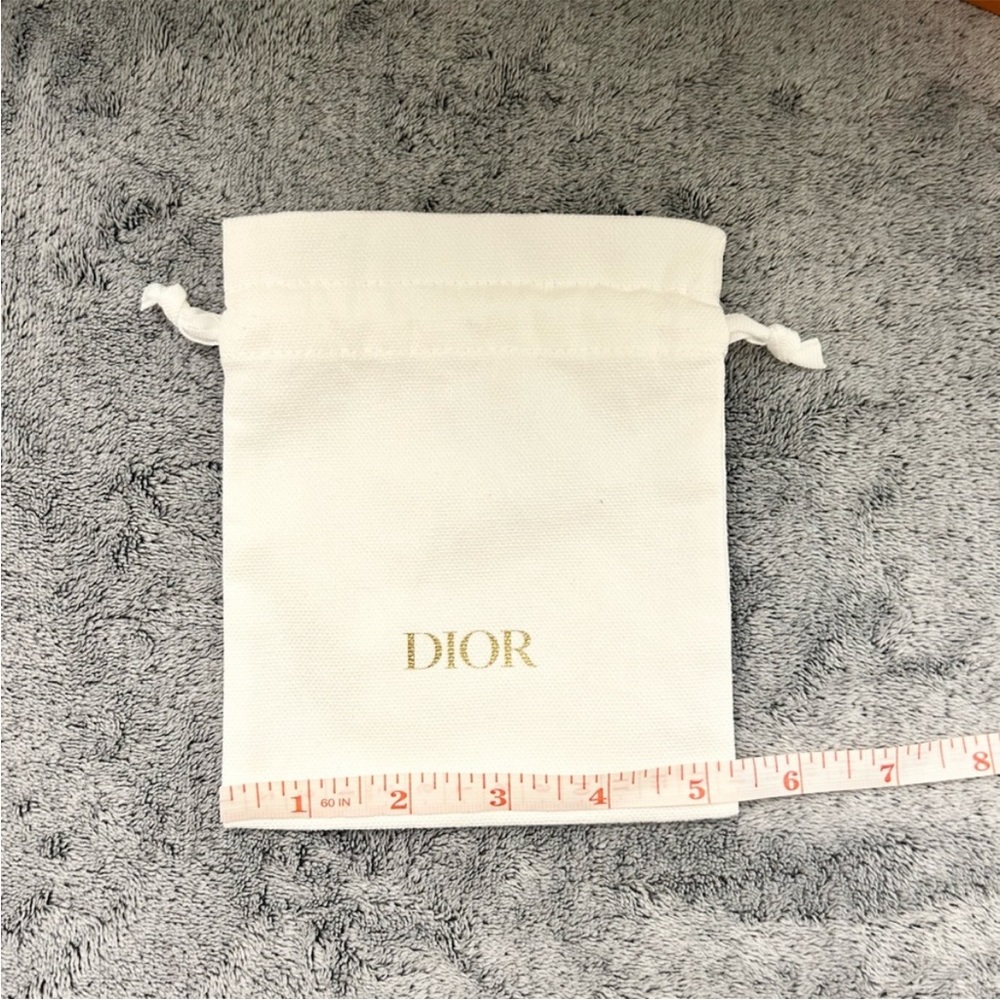 🌟SOLD🌟DIOR Cosmetic Make Up Drawstring Pouch - Picture 3 of 4
